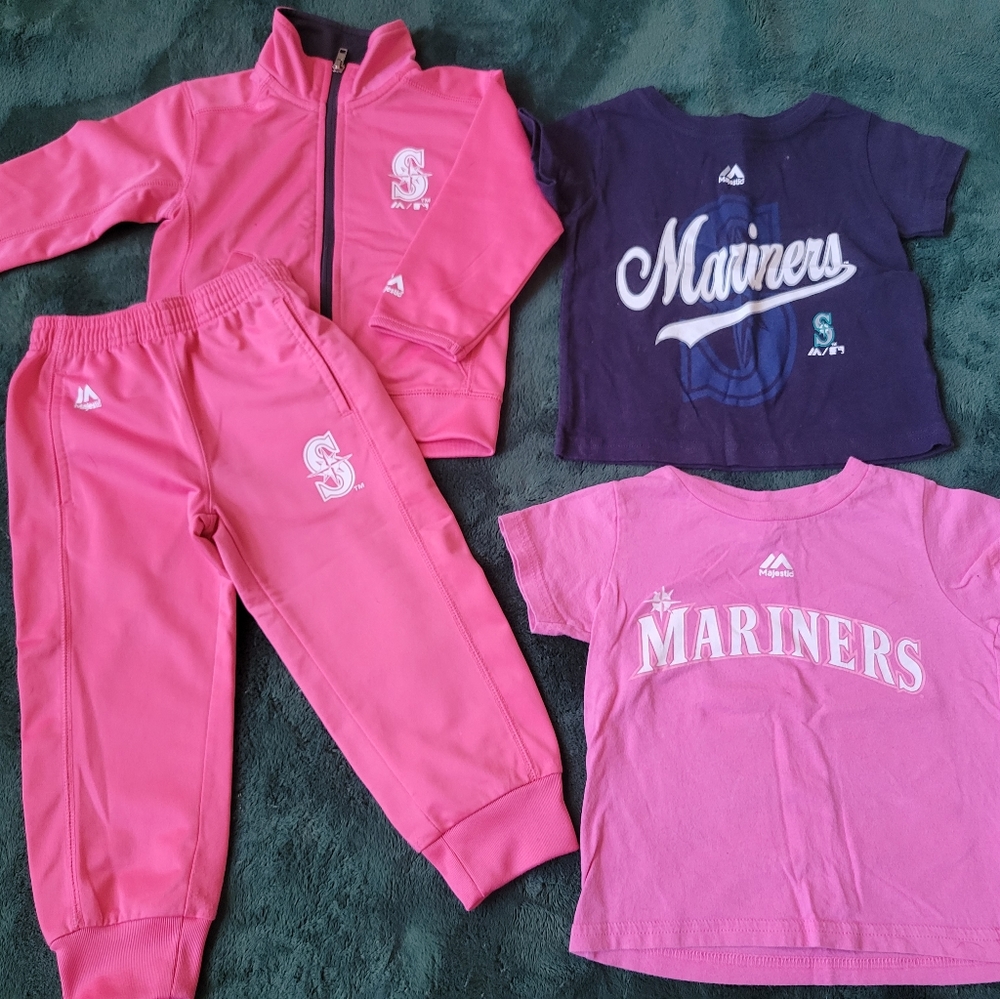 Mariners Sweat Suit & T-shirts